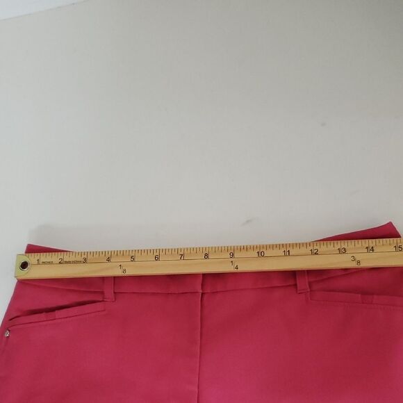 White House Black Market The 5" Shorts Pink Women's Shorts Size 4 - Picture 10 of 12